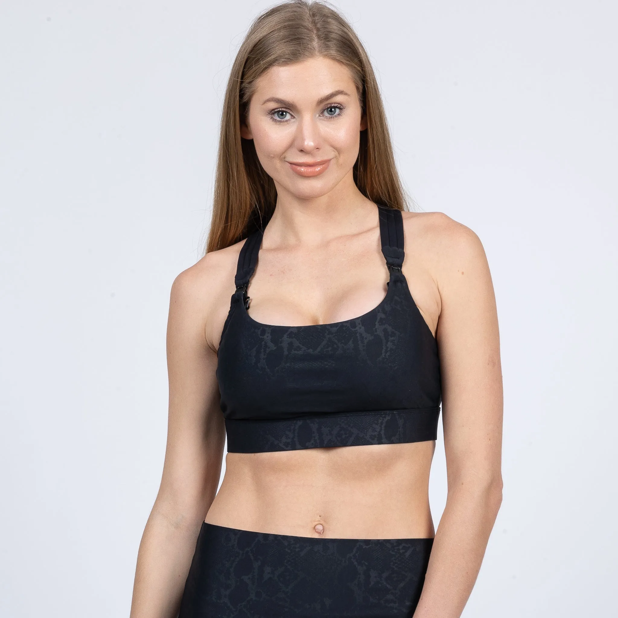 Chloé 4 Running Nursing & Pumping Sports Bra (Metallic Snake Noir)