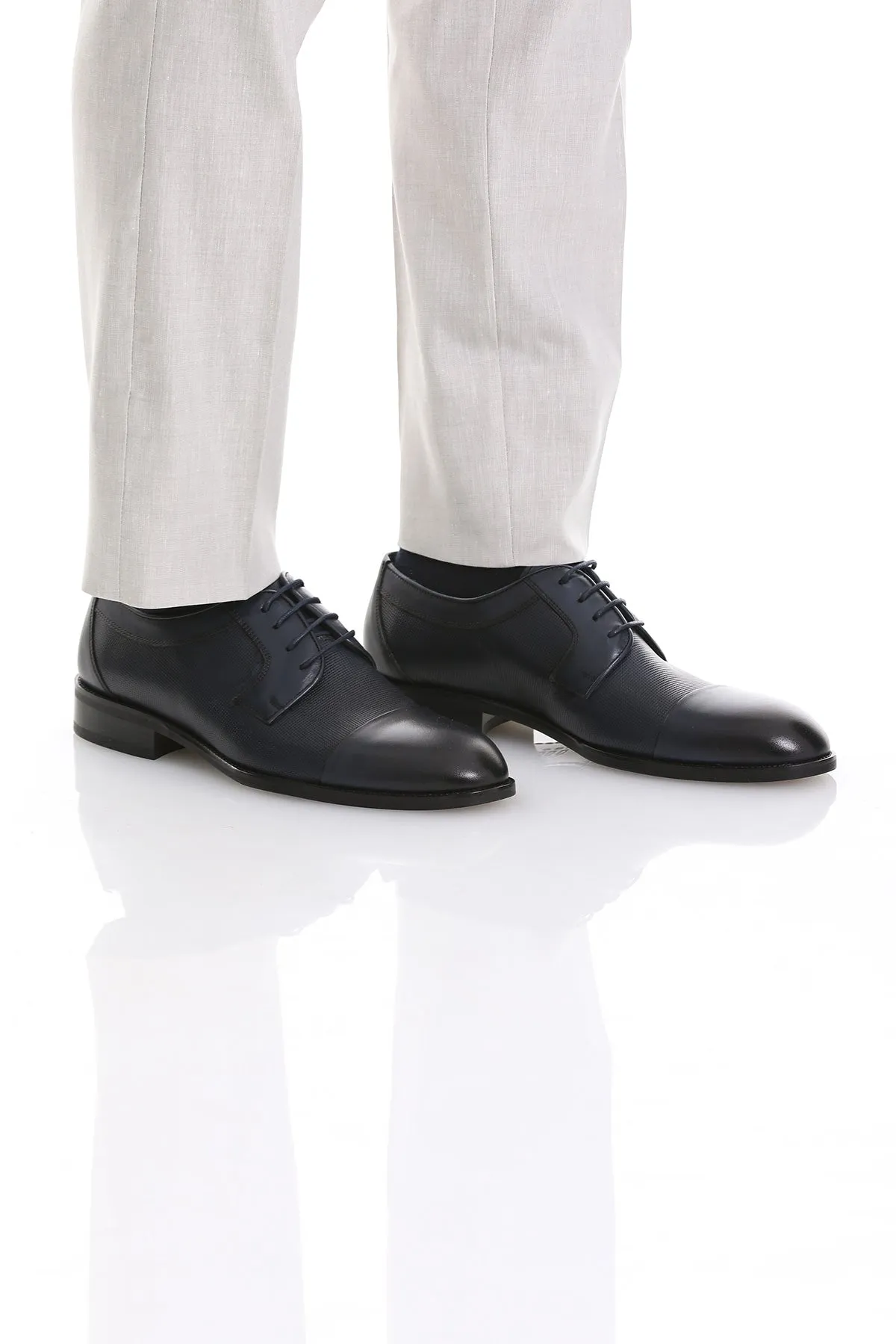 Classic Genuine Leather Navy Aniline Cap Toe Lace-Up Shoes