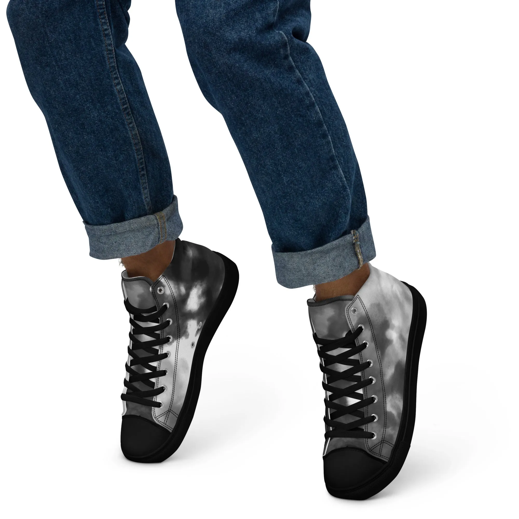 Menâ€™s high top canvas shoes