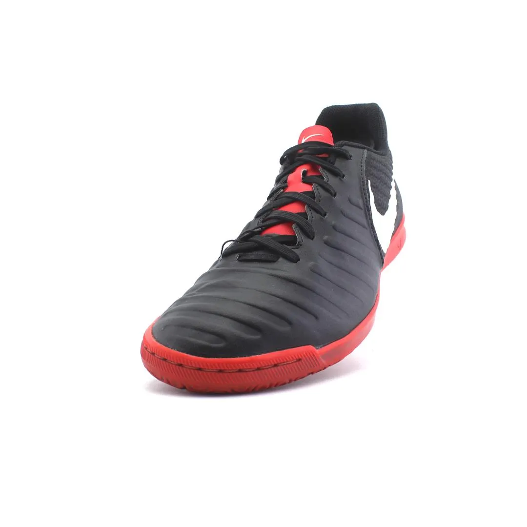 NIKE LEGEND 7