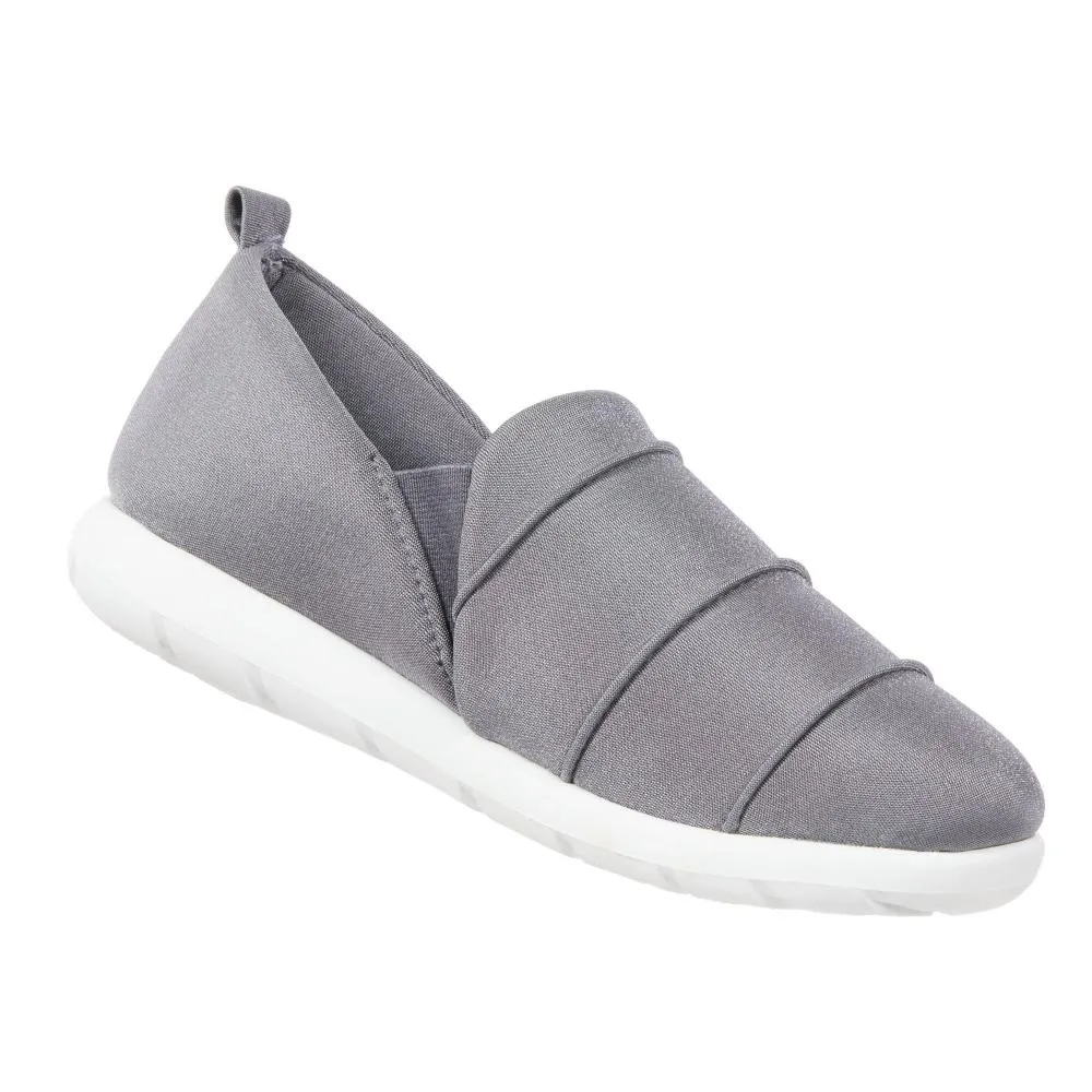 Zenz Women’s Serenity Slip-On